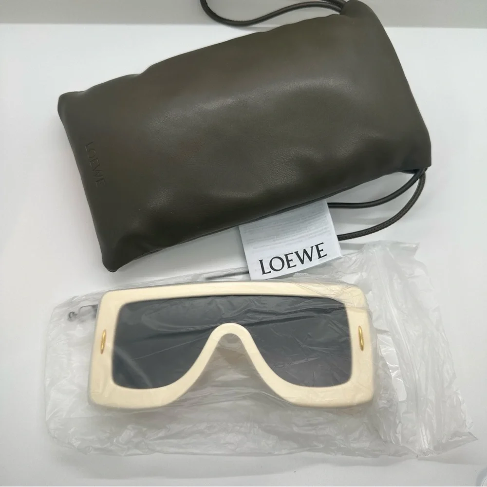 NWT Loewe | Oversized Anagram Shield Mirrored Ivory Gold Unisex Sunglasses $550